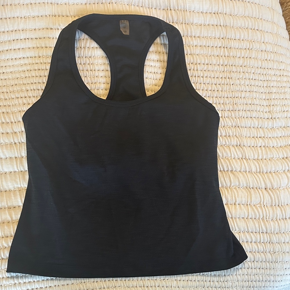 Beyond Yoga built in bra crop tank